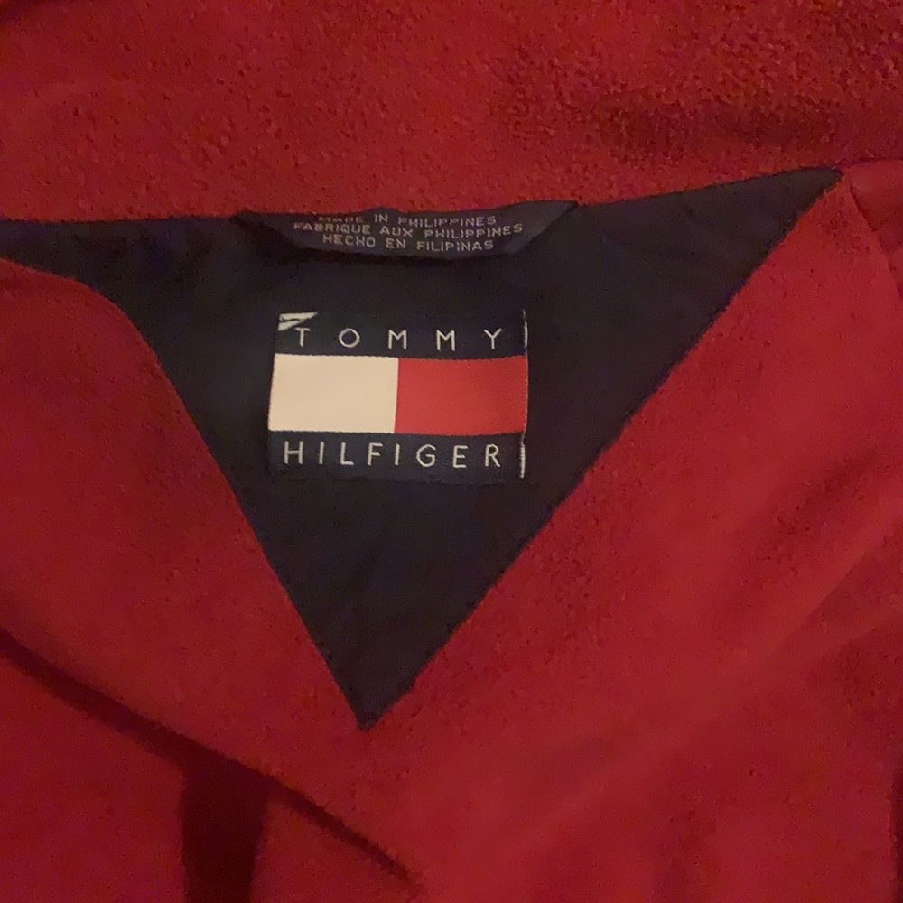 Tommy Hilfiger. Light weight. Barely worn. XL - Picture 2 of 2
